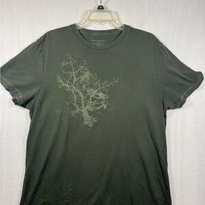 Banana Republic Men’s Olive Green Tree Graphic T-Shirt